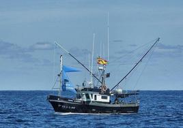 Embarcación 'Pedro Flechero' de Pedro Pardo, reelegido presidente de la Asociación de Pescadores Artesanales de Cantabria (Apecac)