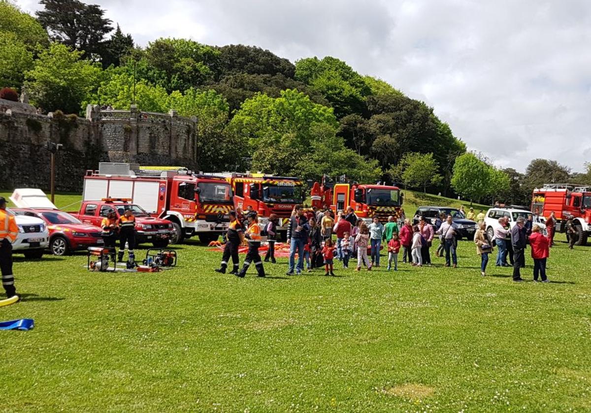 La muestra de vehículos de emergencias tendrá lugar en la campa del palacio de Sobrellano