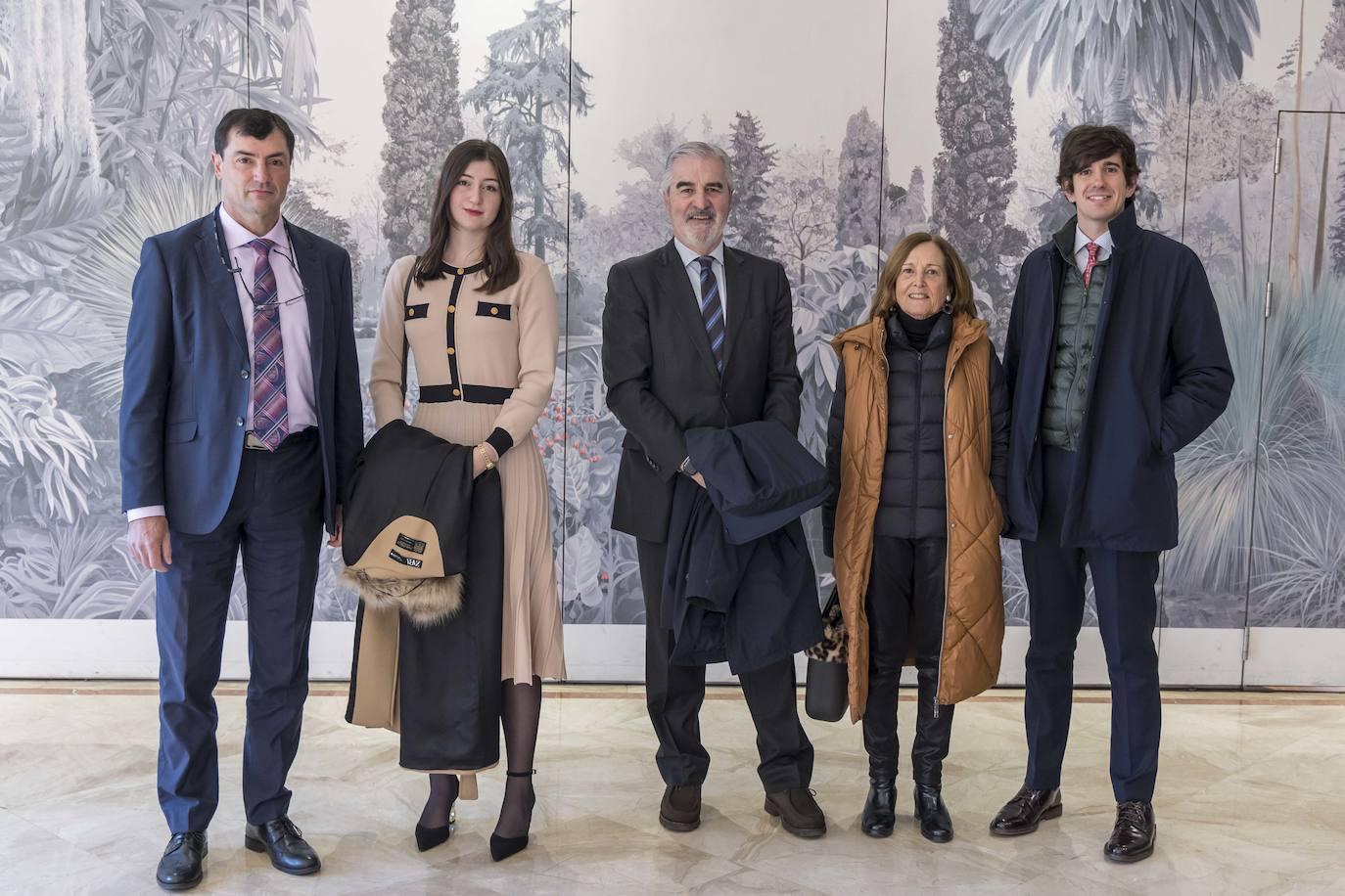 Clemente Fernández, María Fernández, José Joaquín Martínez Sieso, Mar Nieto y Luis Revenga Nieto.