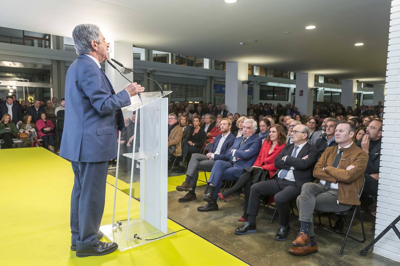 Miguel Ángel Revilla: «Tras convertirnos en el primer partido de la región y tener la Alcaldía de 44 municipios, el reto es gobernar también en Santander, el pez gordo».