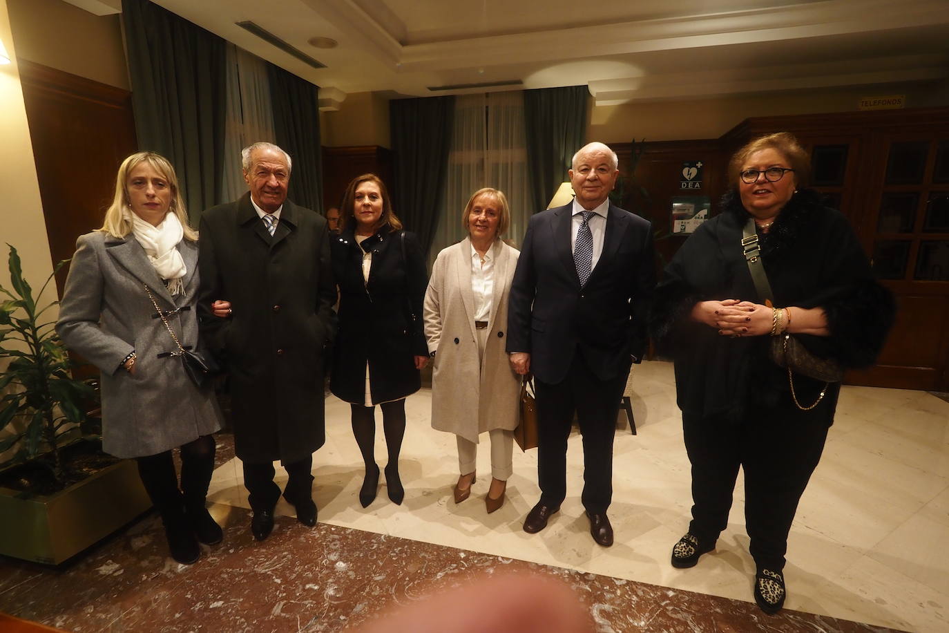 Sonia Iglesias, Joaquín García, María Luz del Río, Lourdes Muñoz, Indalecio Sobrino y Nieves Bolado.