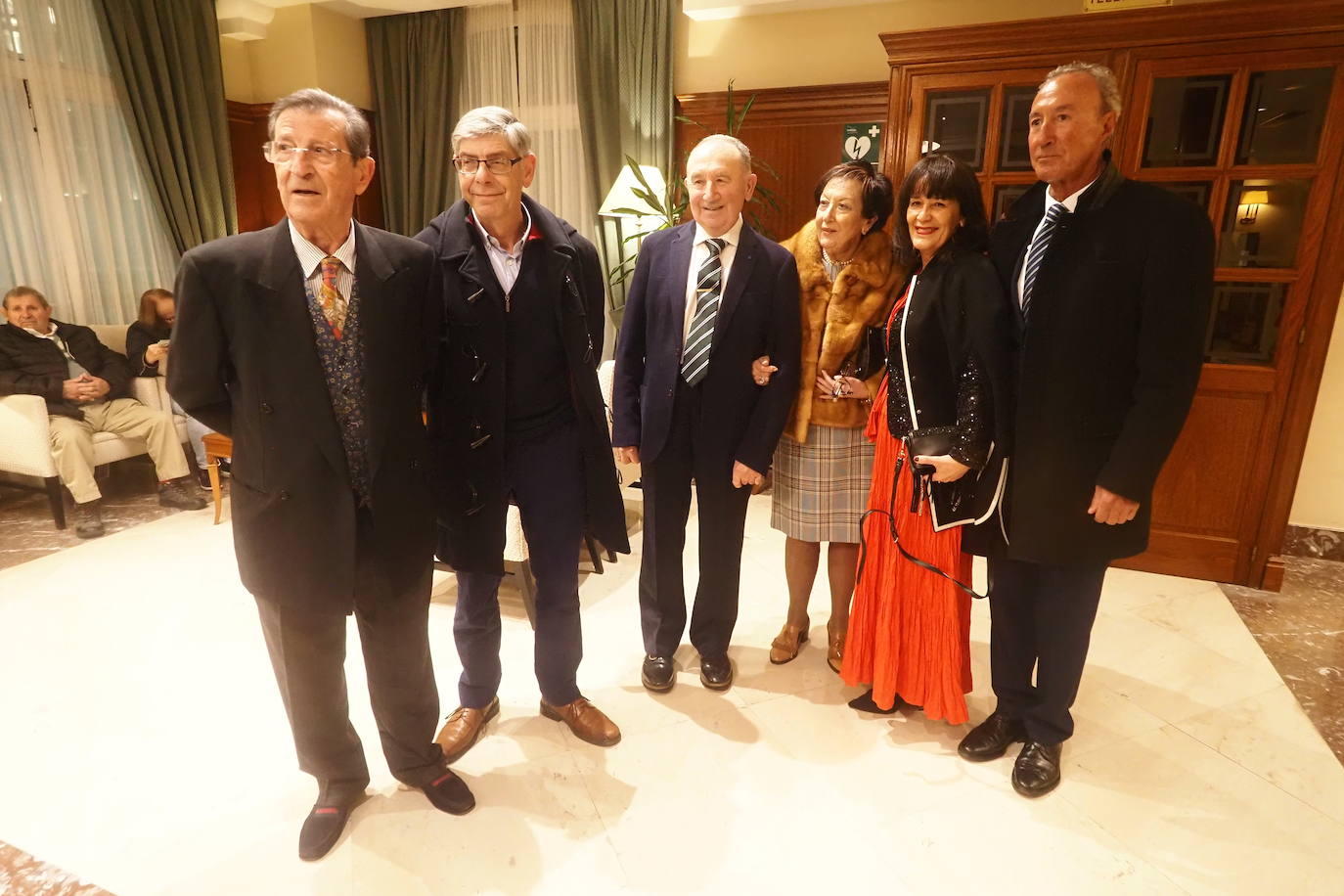 Aurelio Ceballos, Benito Oruña, Fernando de la Riva, María Luz Paino, Marisol Gutiérrez y Javier Raba.