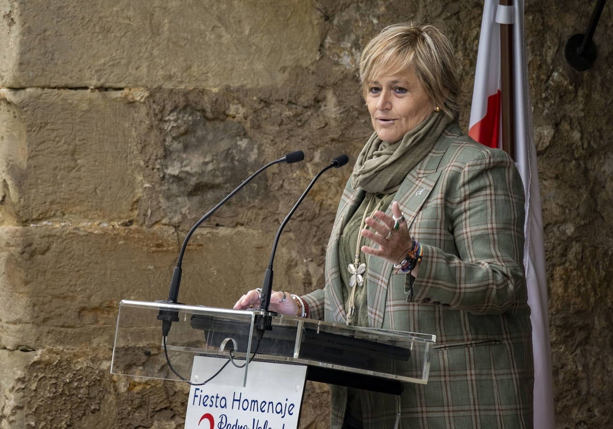 La alcaldesa de Camargo, Esther Bolado.