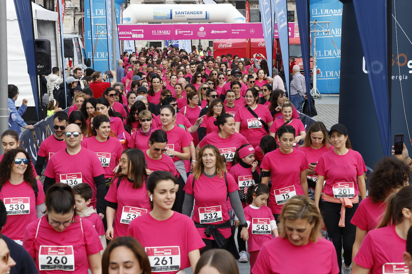 La carrera reunió a participantes de todas las edades.