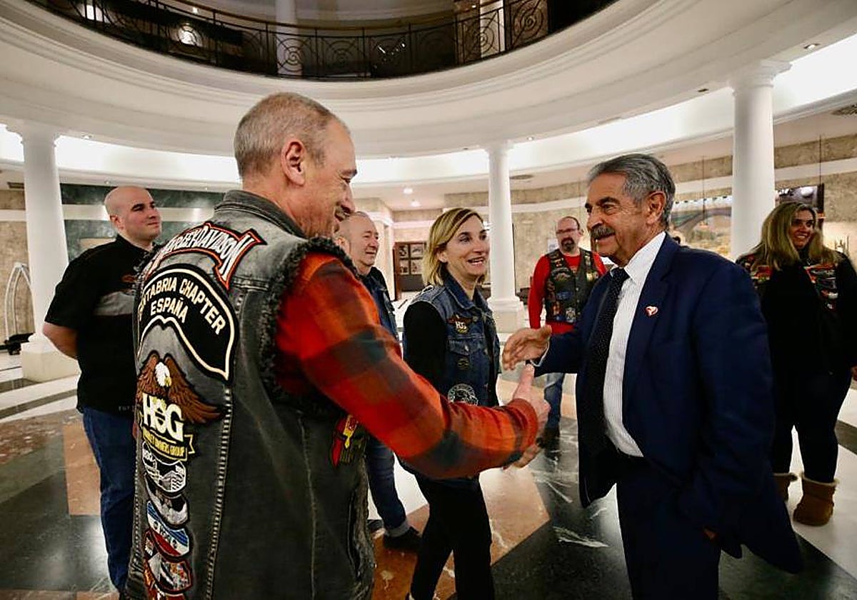 Las Harley Davidson de paseo por Cantabria