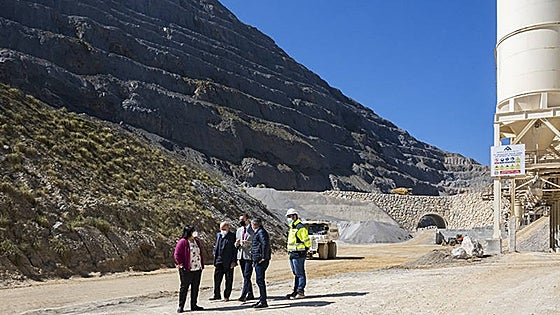 Industria deberá resolver sobre la petición de un expediente sancionador a Canteras Santullán