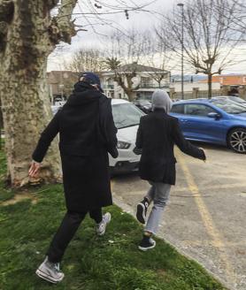 Imagen secundaria 2 - Después de acudir a los juzgados abandonaron Las Salesas a la carrera, pasadas las doce y media.