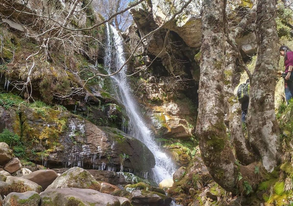 Ruta para conocer el río Híjar y las cascadas de Gulatrapa