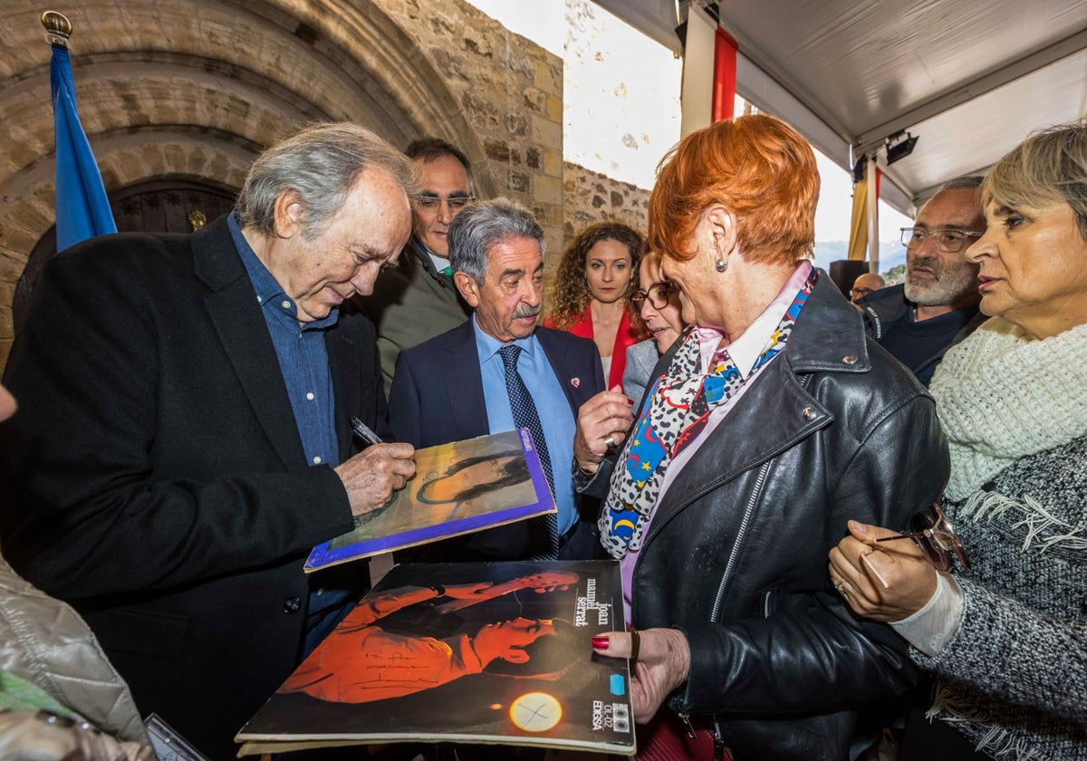 El día de Serrat en el monasterio