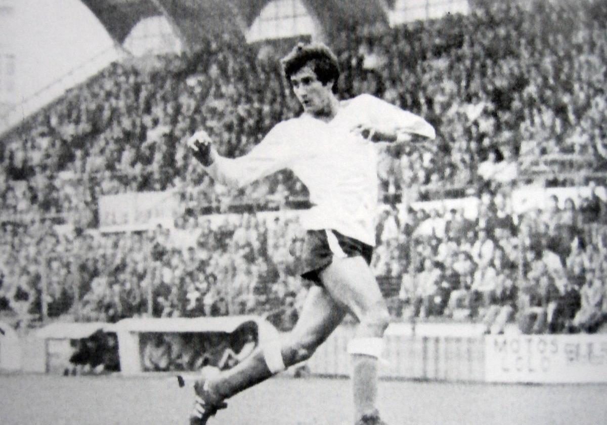 Quique Setién, entonces sencillamente Quique, durante aquel partido frente al Levante.