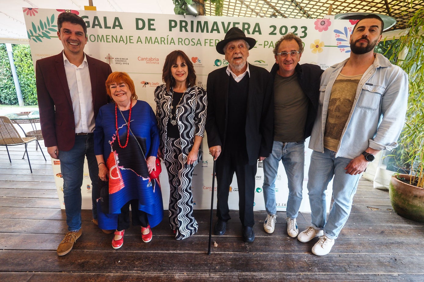 Daniel Fernández, Rosa Pereda, Ana Belén Álvarez, Marcos Barnatán, Jacinto Zataraín y Rubén Laje.