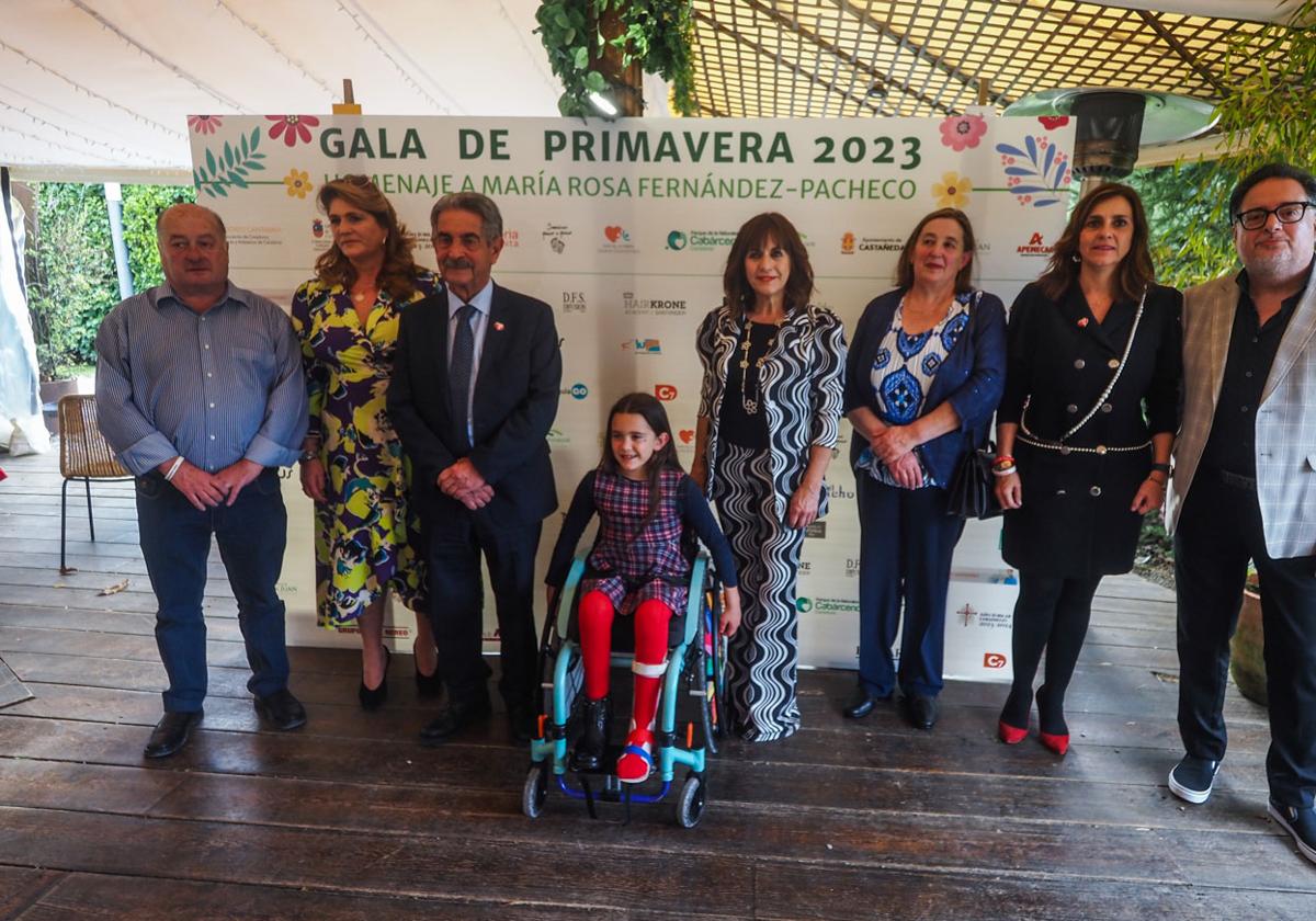 La sociedad cántabra respalda la Gala de Primavera