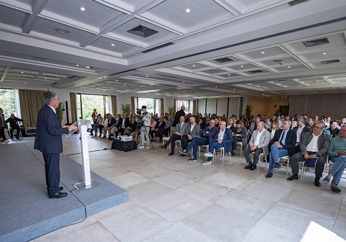 El presidente de Cantabria, Miguel Ángel Revilla, durante el acto celebrado este viernes.