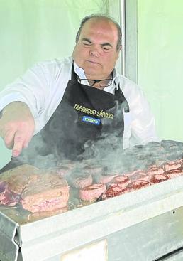 Imagen - Tras la firma tuvo lugar una degustación.