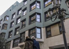 Las obras del edificio Kuo, concluidas a falta de transformar el bajo comercial en un supermercado