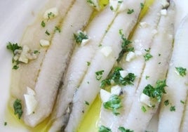 Bocartes en ensalada, un aperitivo muy nuestro.