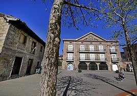 El Palacio de la Bodega, en el centro del municipio de Cabezón de la Sal.