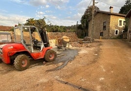 Las máquinas ocupan la zona del Castañerón, en Novales.