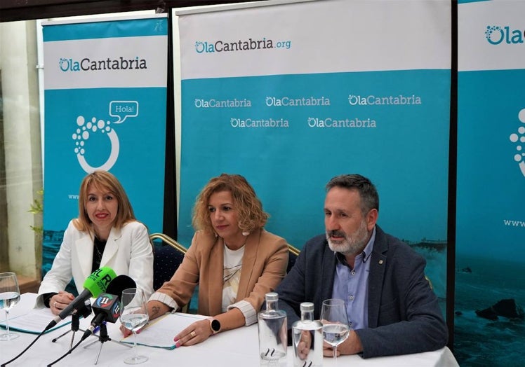 En la presentación de la candidatura de Laura Recio intervinieron el portavoz de Ola Cantabria, Juan Ramón Carrancio, y la presidenta de la formación, Lidia Laso.