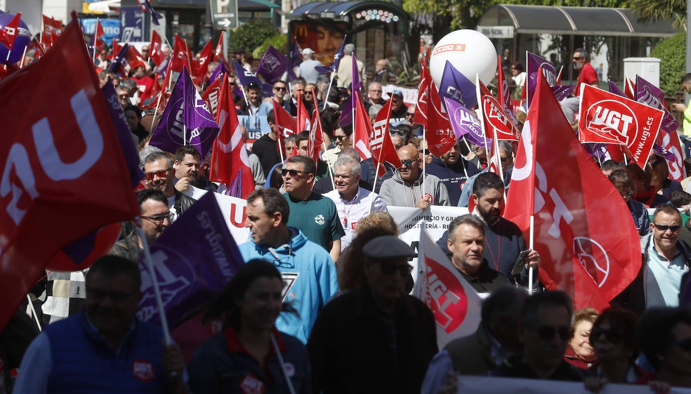 Unas 5.000 personas han participado en la manifestación según las organizaciones convocantes. 