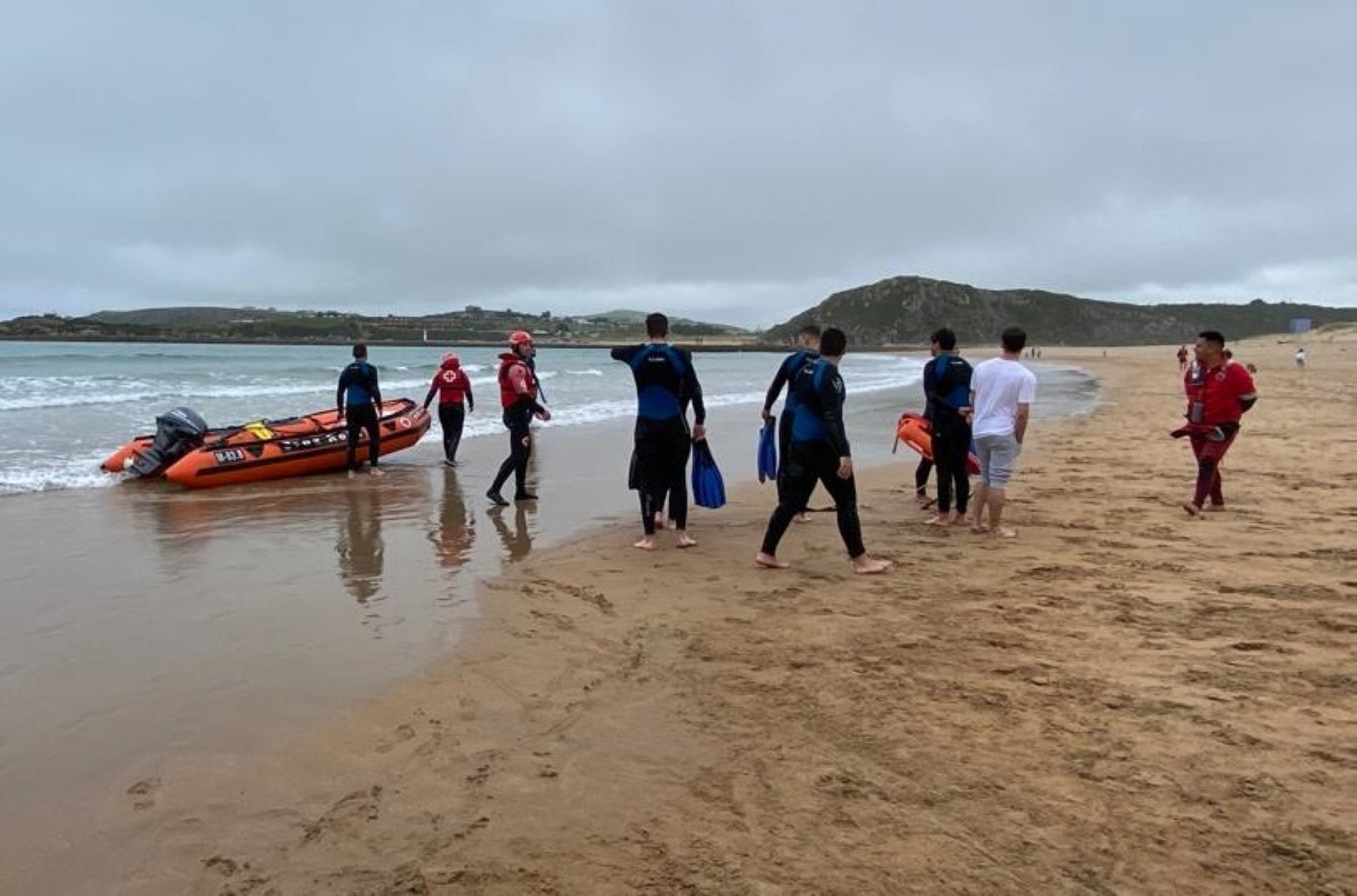 Prácticas realizadas en la playa de la Concha, en Suances.