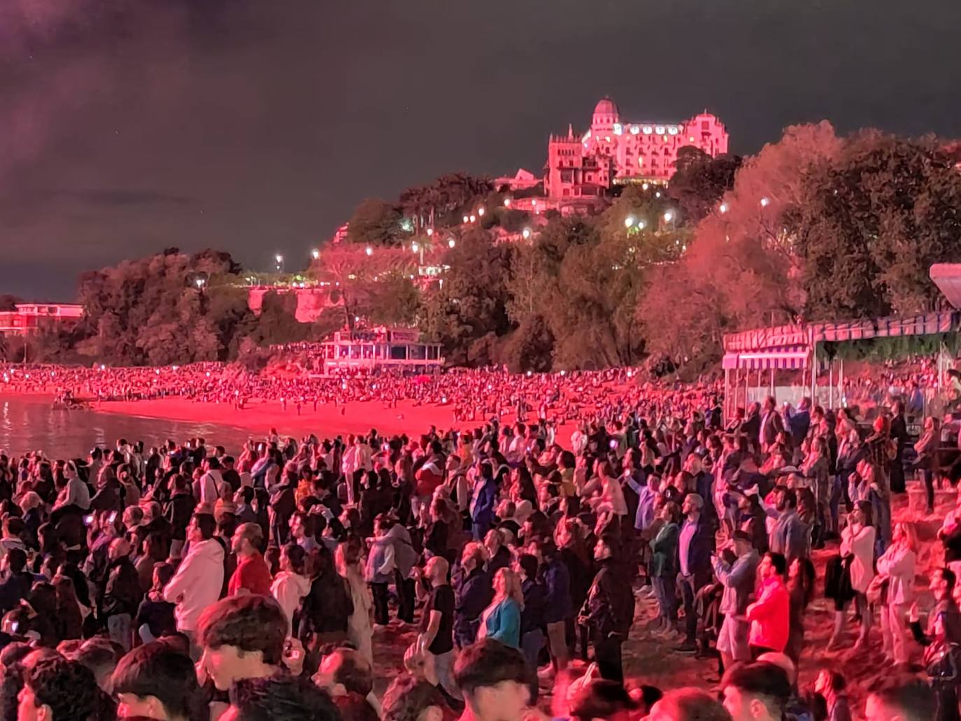 Imagen de la playa de Los Peligros, durante el evento que corrió a cargo de la empresa francesa Groupe F.