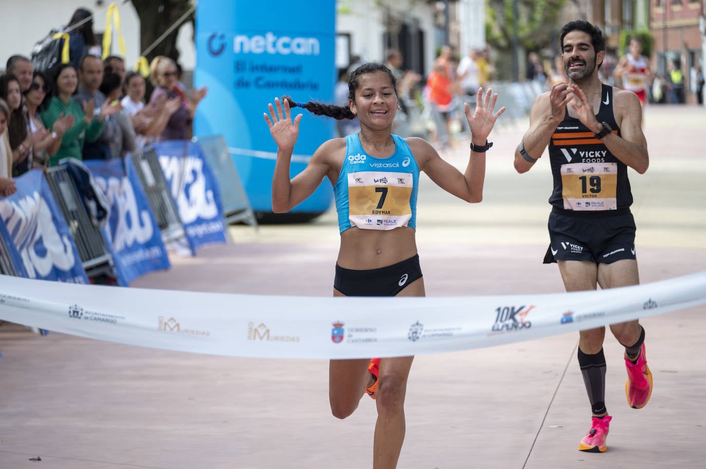 Edymar Brea, al ganar en la categoría femenina los 10 Kilómetros de El Pendo.