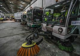 Instalaciones de Ascán destinadas a la maquinaria de limpieza de la ciudad.