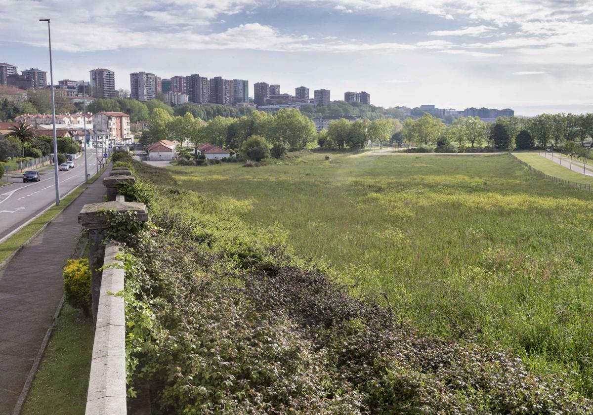 Imagen de la finca de la Remonta, en Santander, donde el Gobierno central quiere construir viviendas sociales con alquileres asequibles.