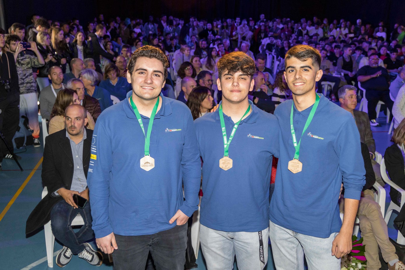 Los ganadores de la categoría de Diseño Mecánico-CAD son tres alumnos del IES Miguel Herrero Pereda: Jesús Gómez González,  Ángel Rábago San Martín y Diego Martínez Peña.