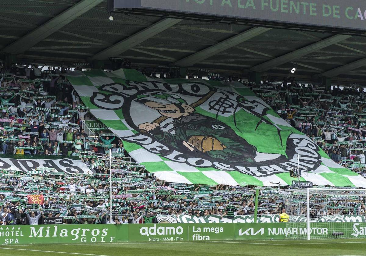 Los Campos de Sport, el domingo durante el partido frente al Eibar.