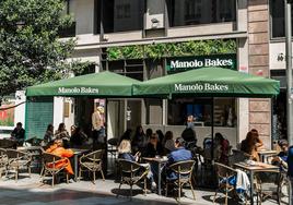 El local de Manolo Bakes en Santander está entre Zara Home y Rituals.