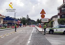 Imagen del control de la Guardia Civil en el que se detuvo al presunto traficante.