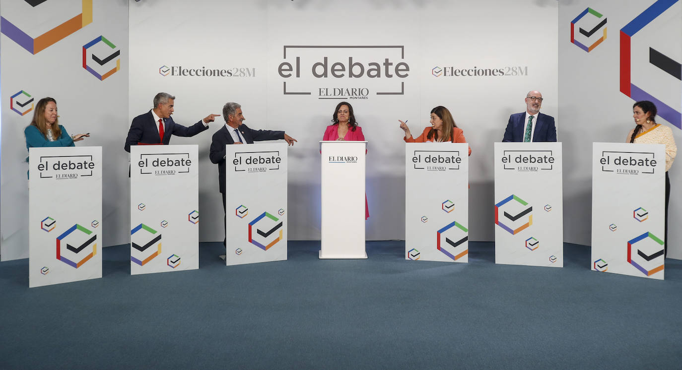 Leticia Díaz, Pablo Zuloaga, Miguel Ángel Revilla, la periodista Pilar González, María José Sáenz de Buruaga, Félix Álvarez y Mónica Rodero.