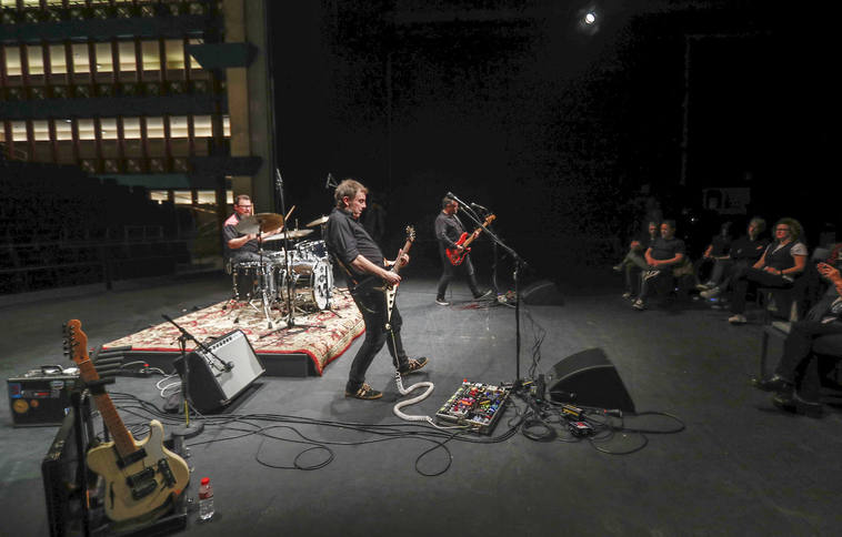 Los Deltonos en la Sala Argenta del Palacio de Festivales