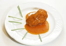 Pimiento del piquillo relleno de champiñón de campa.