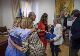 Un momento de la reunion del martes entre el equipo del PP y el del PRC