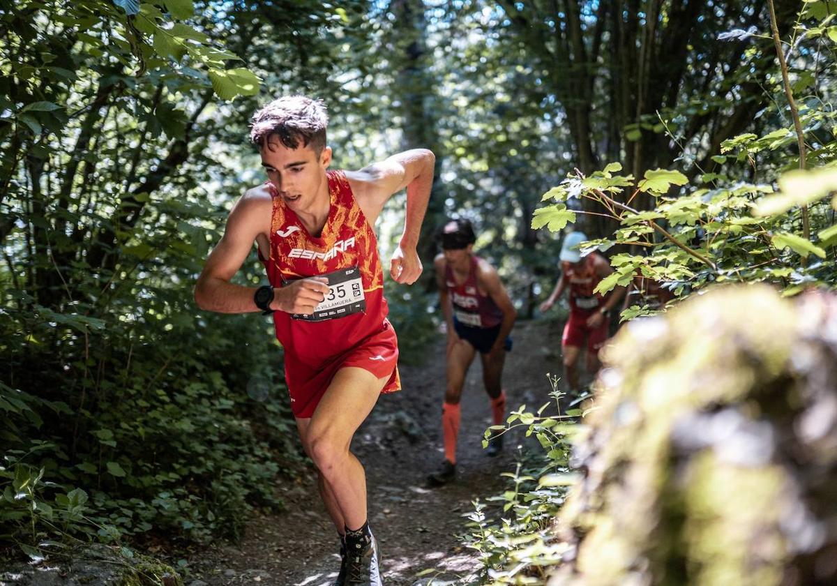 Marcos Villamuera, en pleno esfuerzo en la carrera del sábado en el Mundial de Innsbruck-Stubai