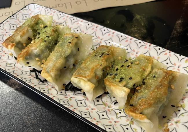 Gyozas de langostinos.