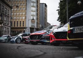 Los cántabros Pernía, Díez y Borbolla, en la salida del Rally de Orense