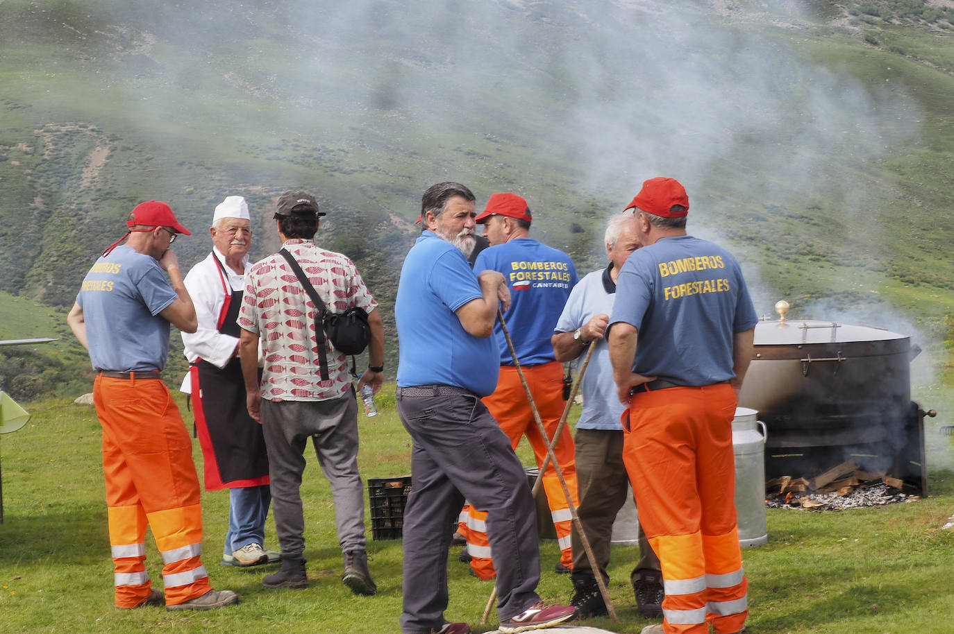 Los ganaderos organizan una comida en Sejos para celebrar la subida del ganado todos los 16 de junio.