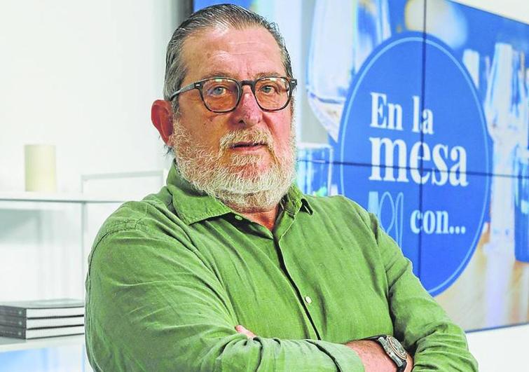 Casuso sostiene que «hace falta gente en el sector agroalimentario».