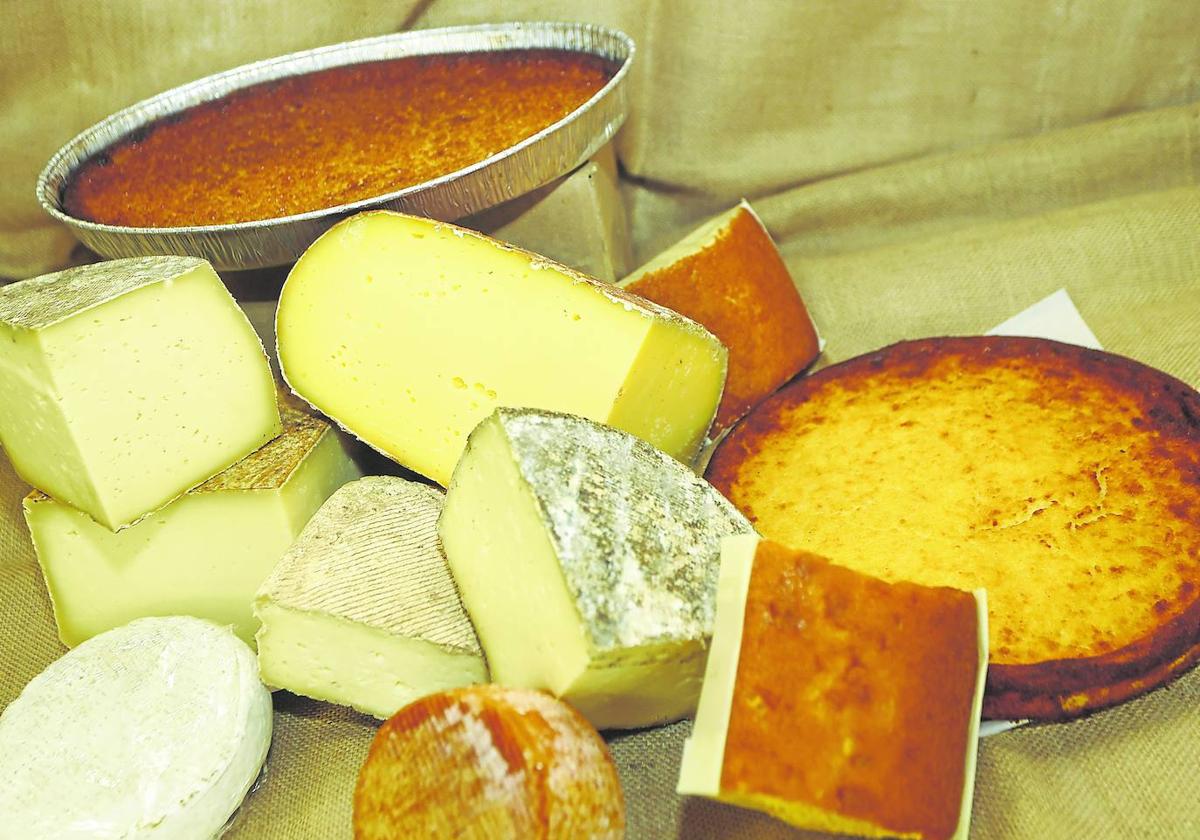 El queso Cerréu ahumado, el sobao de Los Pasiegos y la quesada de Casa El Macho, los mejores de 2023