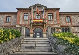 Ayuntamiento de Villaescusa.