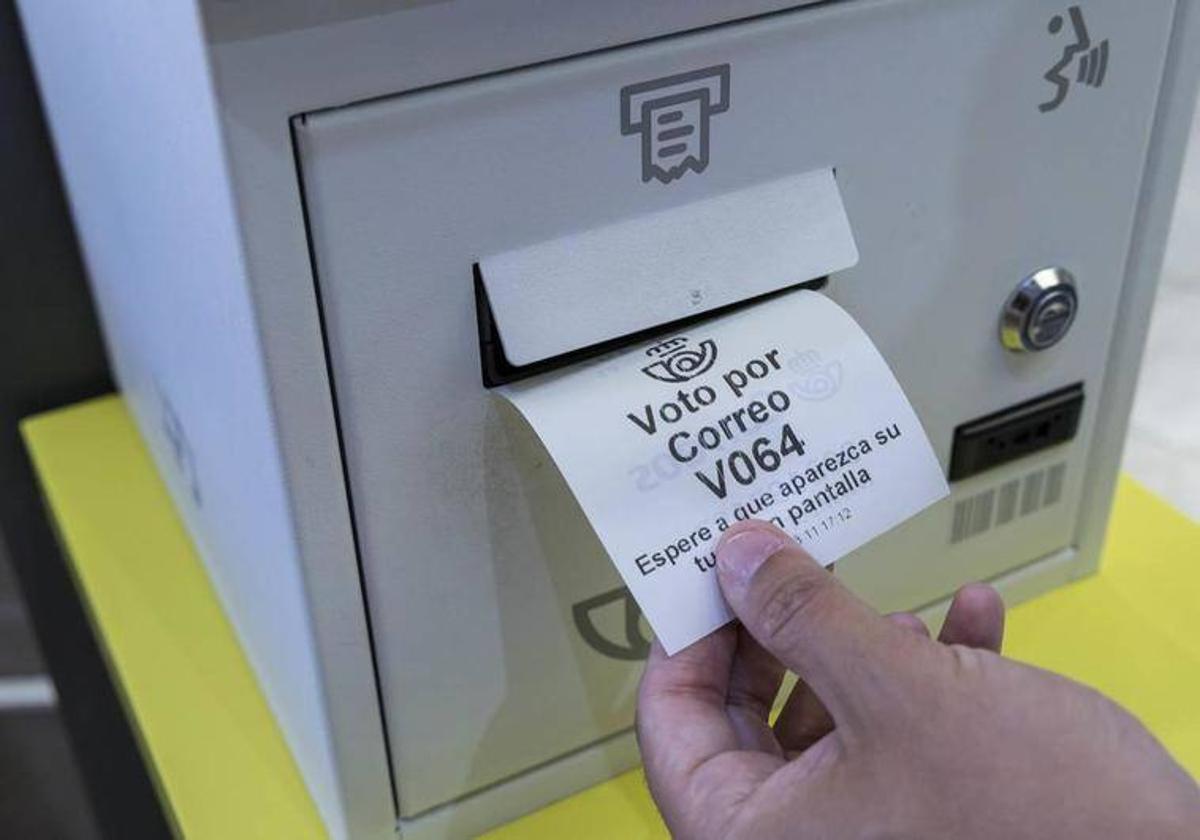 Correos ya ha formalizado 300 contratos de refuerzo en Cantabria para las Elecciones Generales