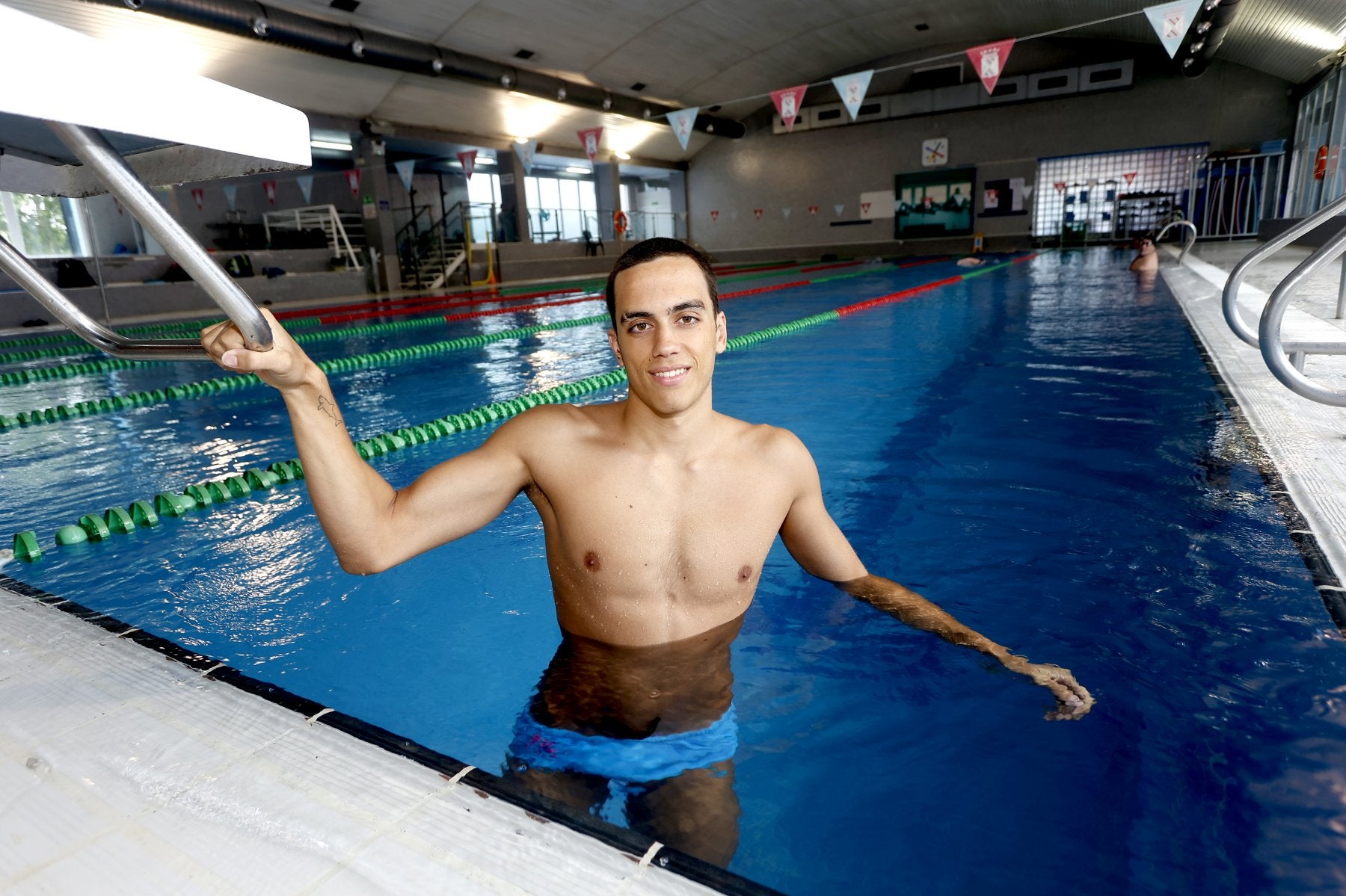 Teo del Riego, en la piscina municipal de La Lechera, donde entrena habitualmente.