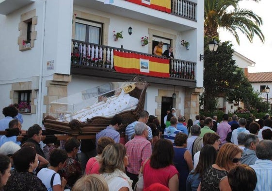 Procesión Virgen de la Cama, en Escalante.