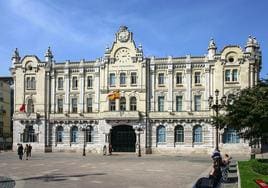 Vista exterior del Ayuntamiento de Santander