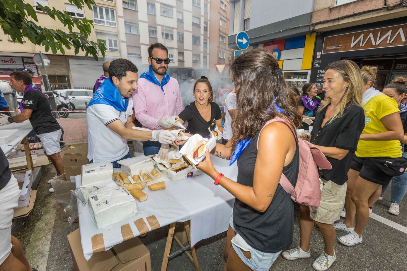 Esta agrupación dona lo recaudado al Banco de Alimentos. 