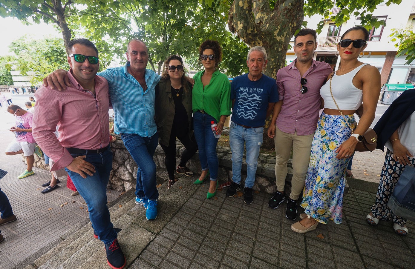 Fidel de Cos, Santiago García, Teresa Ramos, Cheli García, Julián Ugarte, Alberto Cañas y Begoña Villar.